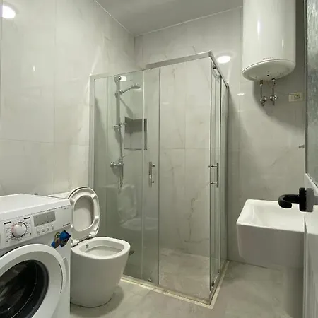 Bellavista Qerret 1 Apartmán *