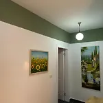 Apartament Bellavista Qerret 1 *