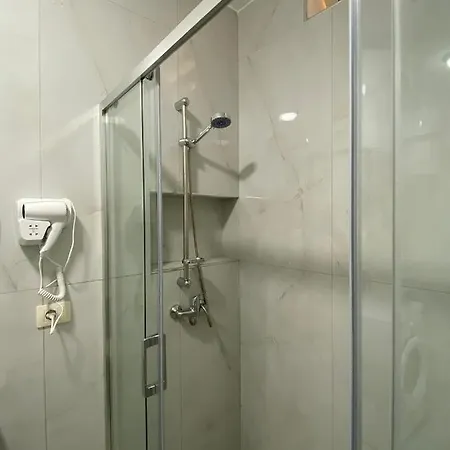 Bellavista Qerret 1 Golem (Tirana)