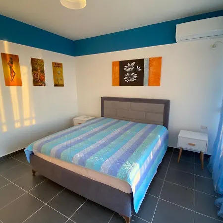 Apartament Bellavista Qerret 1 *