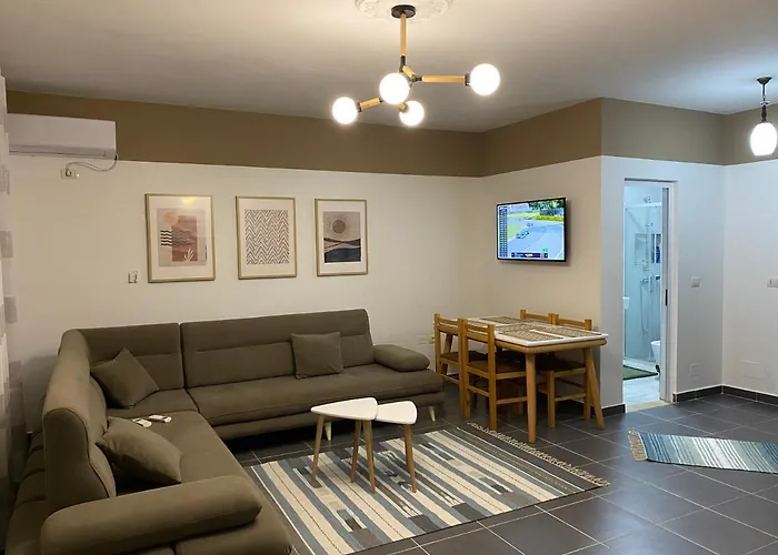 Bellavista Qerret 1 Appartement *